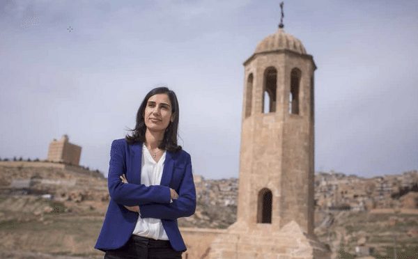 Februniye Akyol
